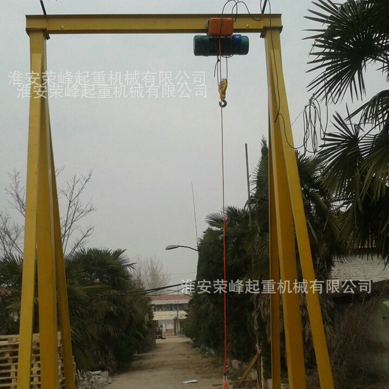 簡易龍門式起重機(jī)